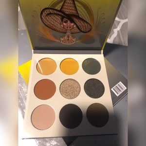 Juvias Place The Nomad eyeshadow